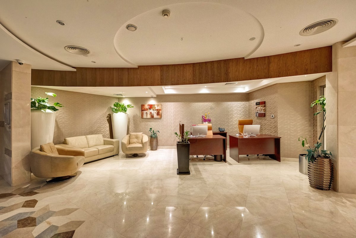 Copthorne Hotel Dubai image 11